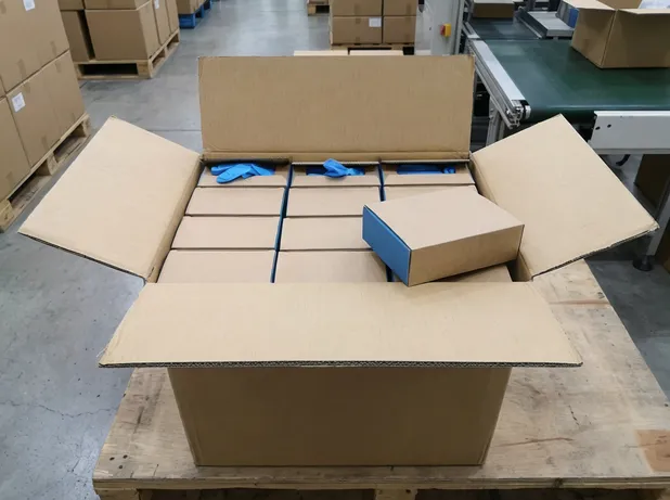 Powder free nitrile gloves — 100 pcs box, 10 boxes per carton packing